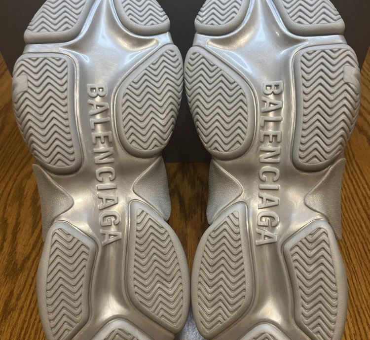 Balenciaga Triple Sneaker metallic