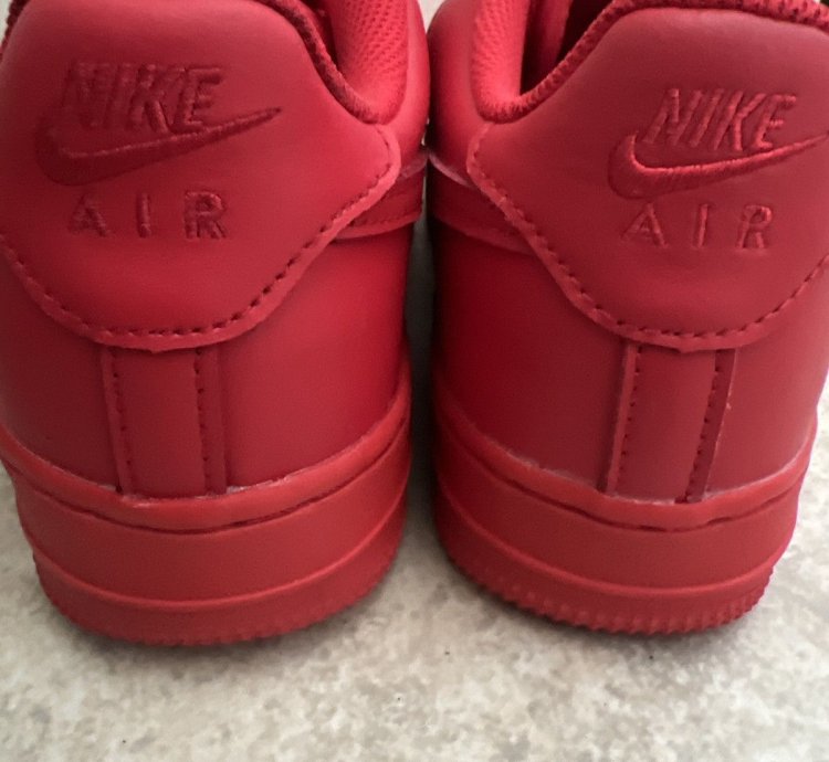 Air Force 1 Low 07 Lv8 Triple Red