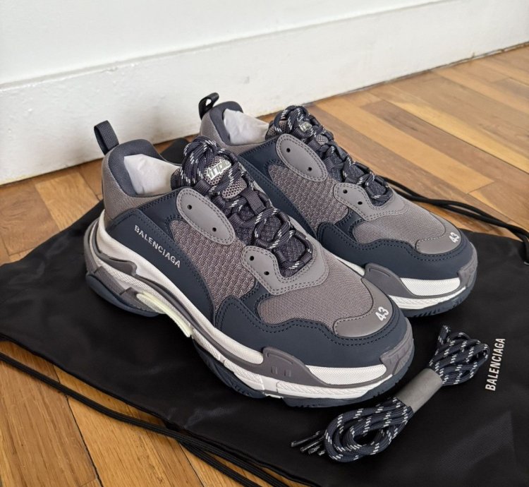 Balenciaga Triple Sneakers