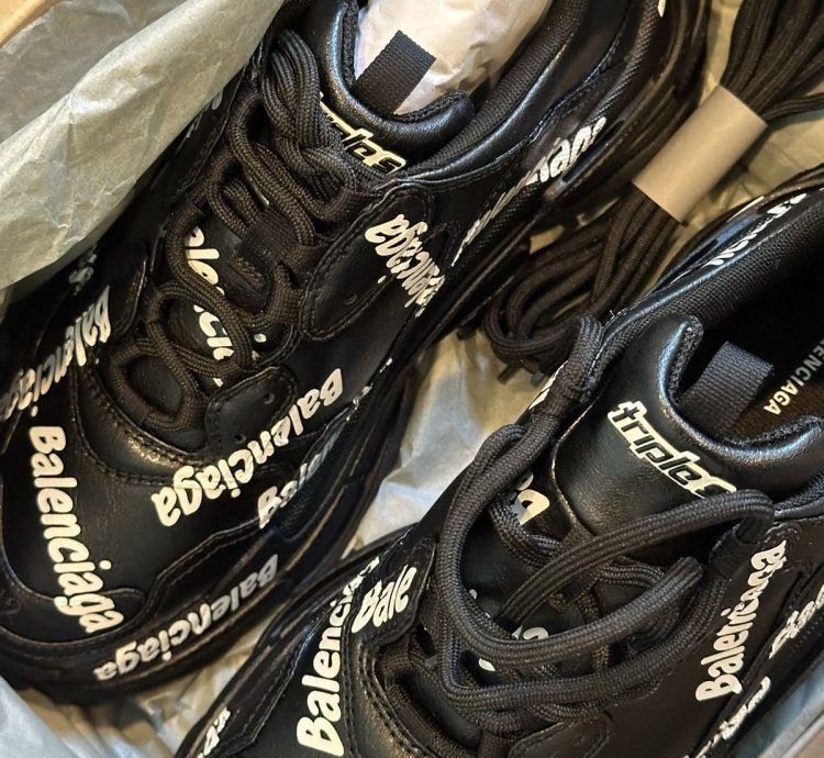 Balenciaga Triple Sneakers