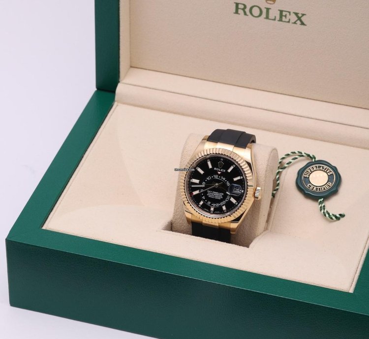 Rolex Sky-dweller 326238