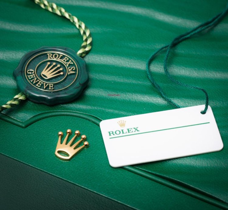 Rolex Sky-dweller 326238