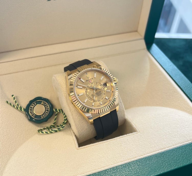Rolex Sky-dweller 326238