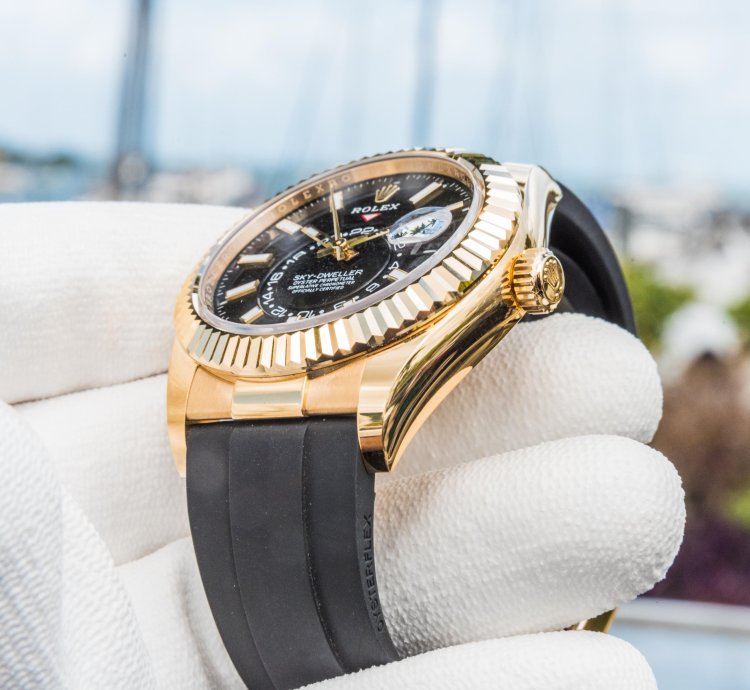 Rolex Sky-dweller 326238 Black Dial