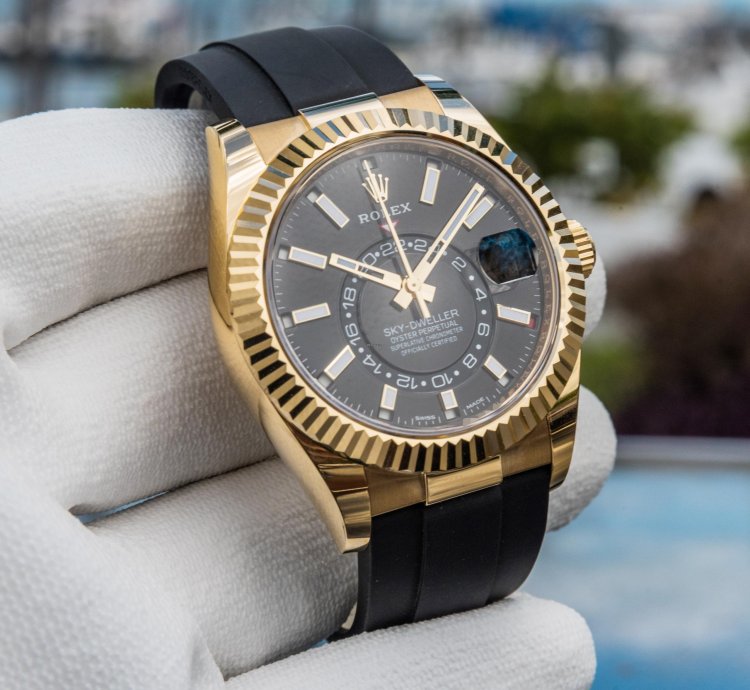 Rolex Sky-dweller 326238 Black Dial