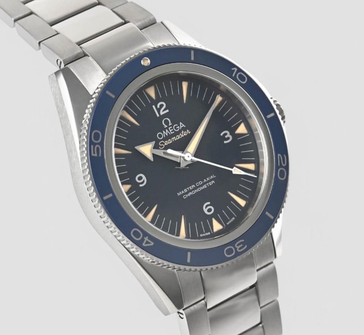 Omega Seamaster 300 Master Co-axial 41mm Automatic Blue Dial Titanium 1