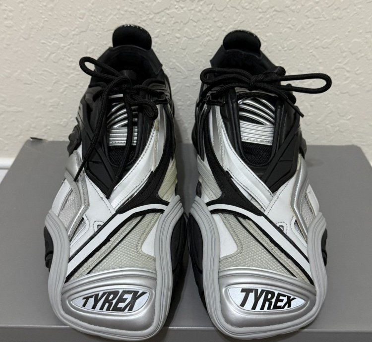 Balenciaga Tyrex Sneaker Silver Black
