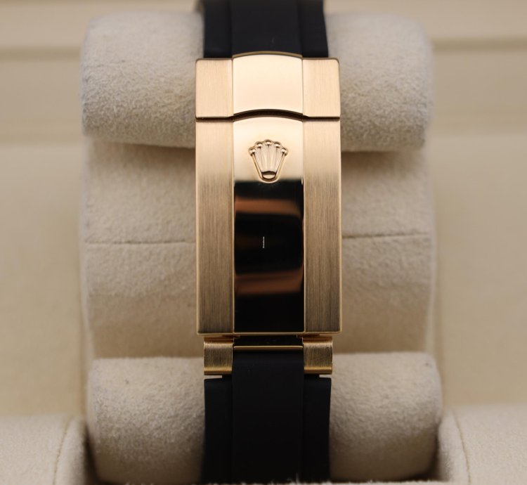 Rolex Sky-dweller 326238 Full Set Like New