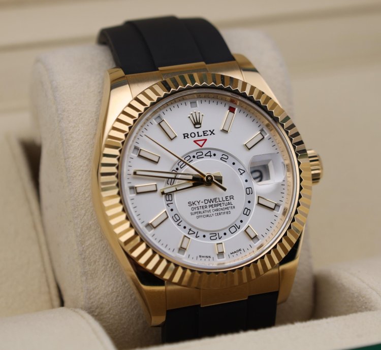 Rolex Sky-dweller 326238 Full Set Like New