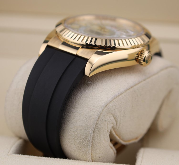 Rolex Sky-dweller 326238 Full Set Like New
