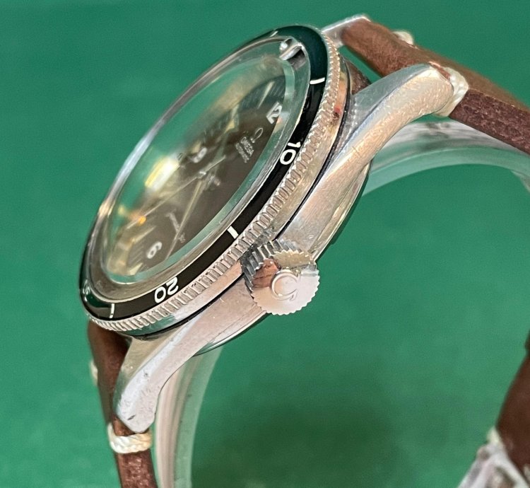 Omega Seamaster 300 Ref 2913-3 Seamaster 300 Black Dial With Leather Strap