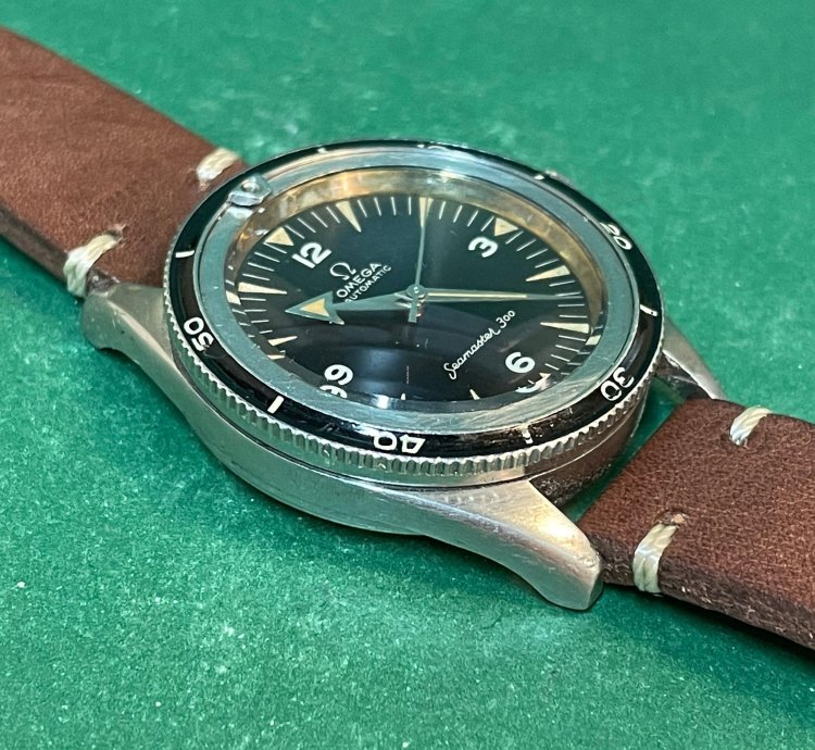 Omega Seamaster 300 Ref 2913-3 Seamaster 300 Black Dial With Leather Strap