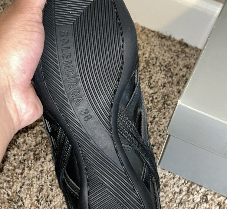 Balenciaga Womens Drive Sneaker Triple Black