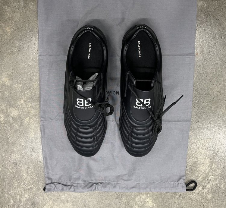 Balenciaga Zen Sneaker