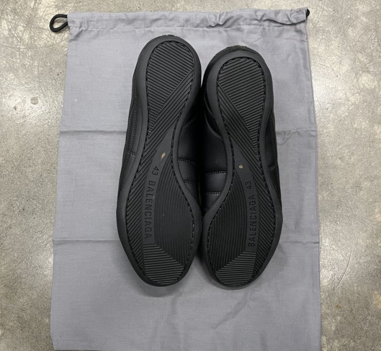 Balenciaga Zen Sneaker