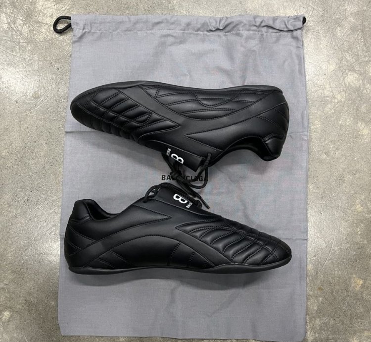 Balenciaga Zen Sneaker