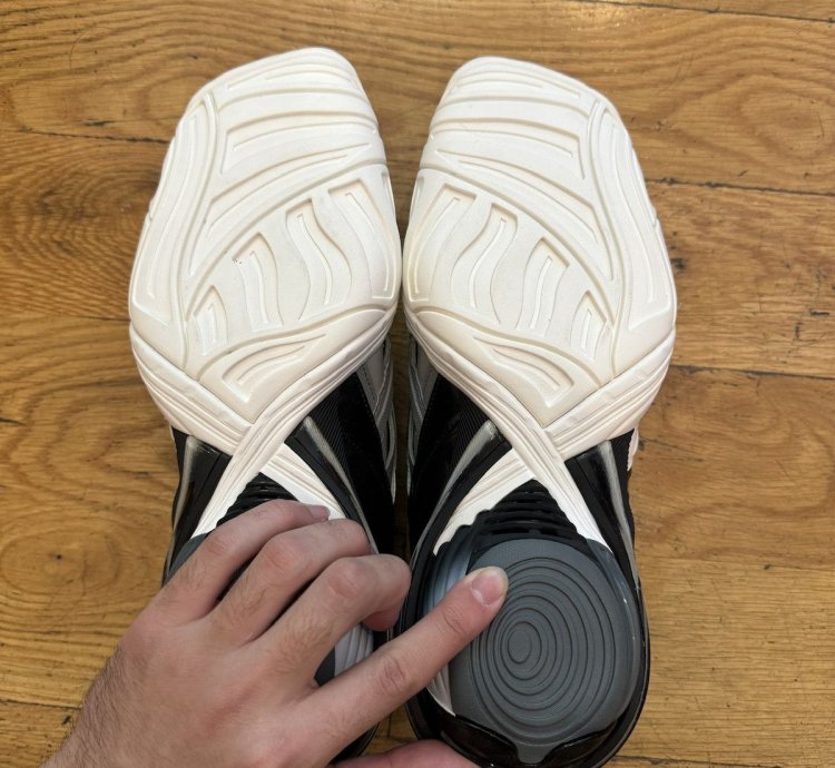 Bnwn Tyrex Sneakers