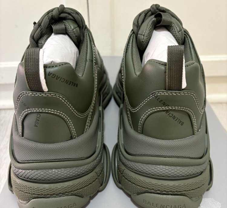 Brand New Balenciaga Triple All Over Green Size 42