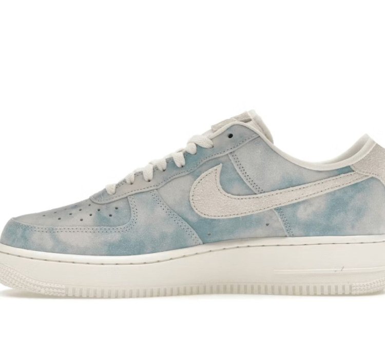 Air Force 1 Low Clouds Celestine Blue women