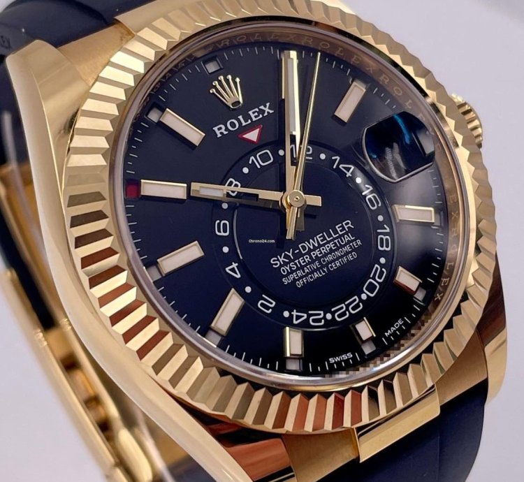 Rolex Sky-dweller 326238 Yellow Gold Black Dial Oysterflex Unworn 2023