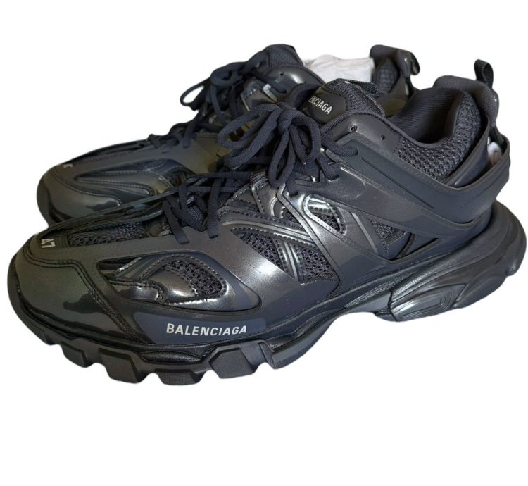 Metallic Navy Sneaker Runner