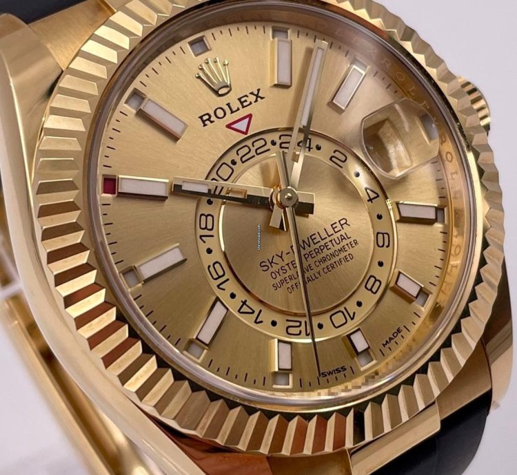 Rolex Sky-dweller 326238 Yellow Gold Champagne Dial Oysterflex Unworn 2023