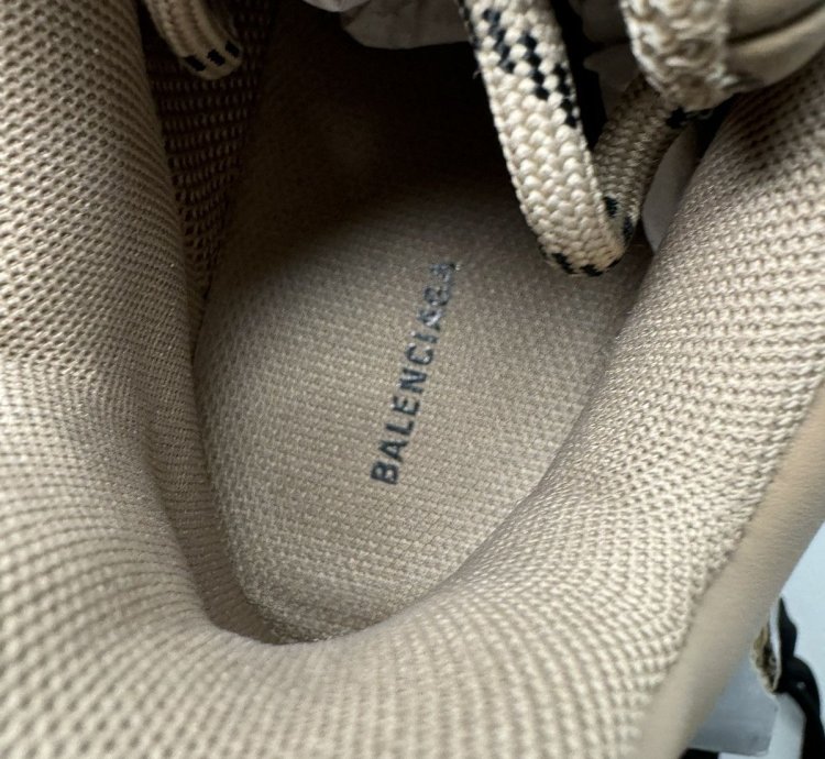 New Balenciaga Men Size 40 Triple Allover Logo Sneaker