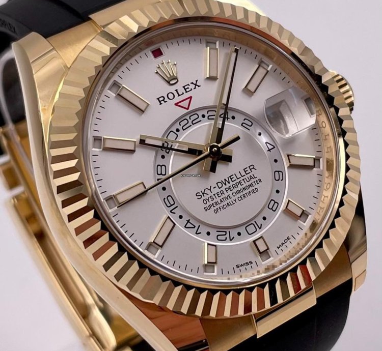 Rolex Sky-dweller 326238 Yellow Gold White Dial Oysterflex Unworn 2023