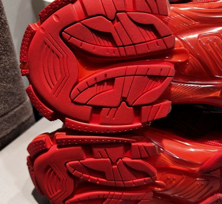 New Balenciaga Runner Red Red Size 42 9us