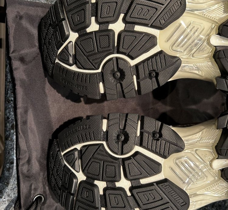 New Balenciaga Runner Track Tan White Size 42 9us