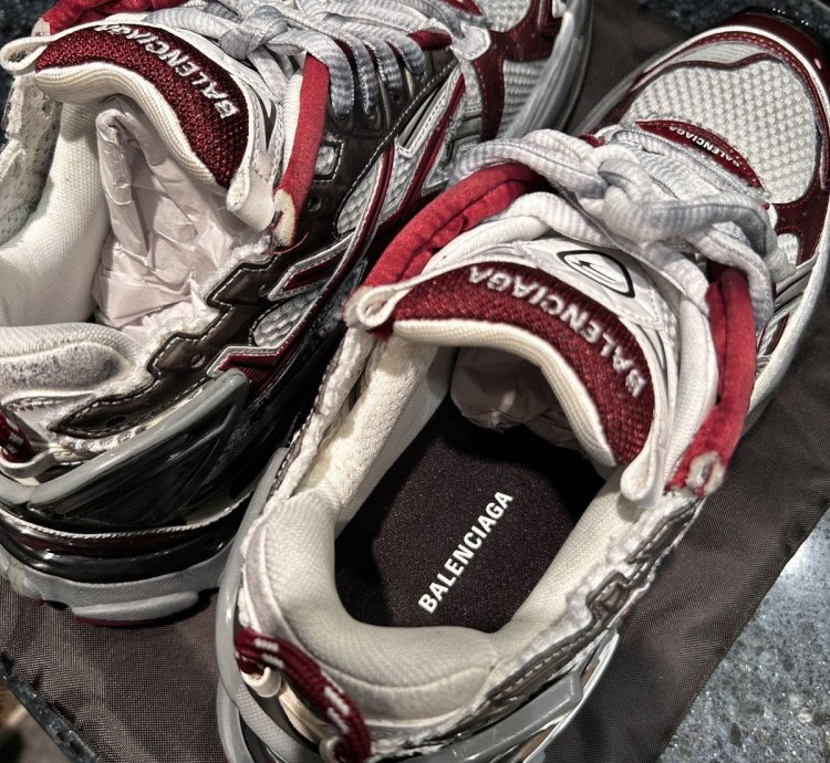 New Balenciaga Runner Track White Red Size 42 9us