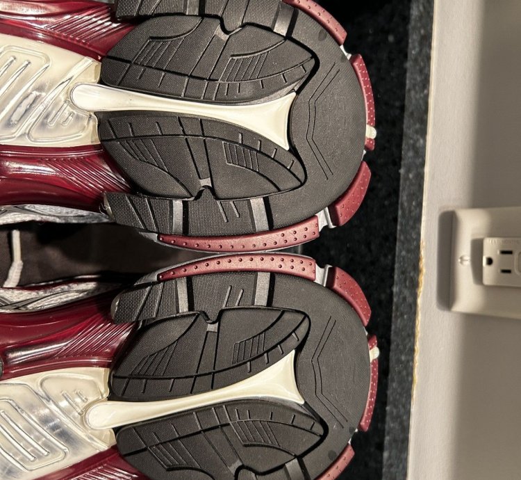 New Balenciaga Runner Track White Red Size 42 9us