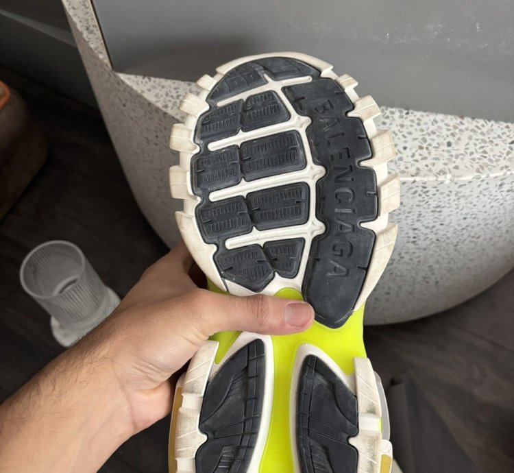 New Balenciaga Track Sneaker Worn Out White Fluo Yellow