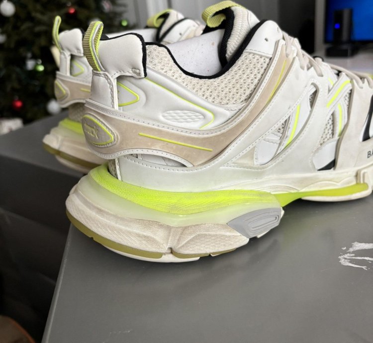 New Balenciaga Track Sneaker Worn Out White Fluo Yellow