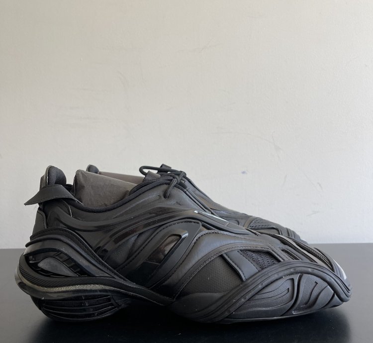 New In Box Tyrex Sneakers 43 Us 10