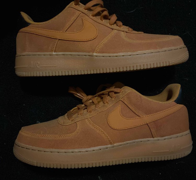 Air Force 1 Low Premium Monarch Gum