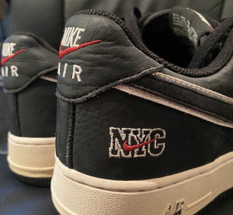 Air Force 1 Low Retro Black Nyc 2016