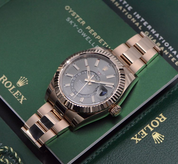 Rolex Sky-dweller 326935