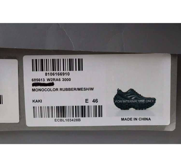 O1rshd1 Monocolor Rubber Mesh Defender Sneakers In Kaki