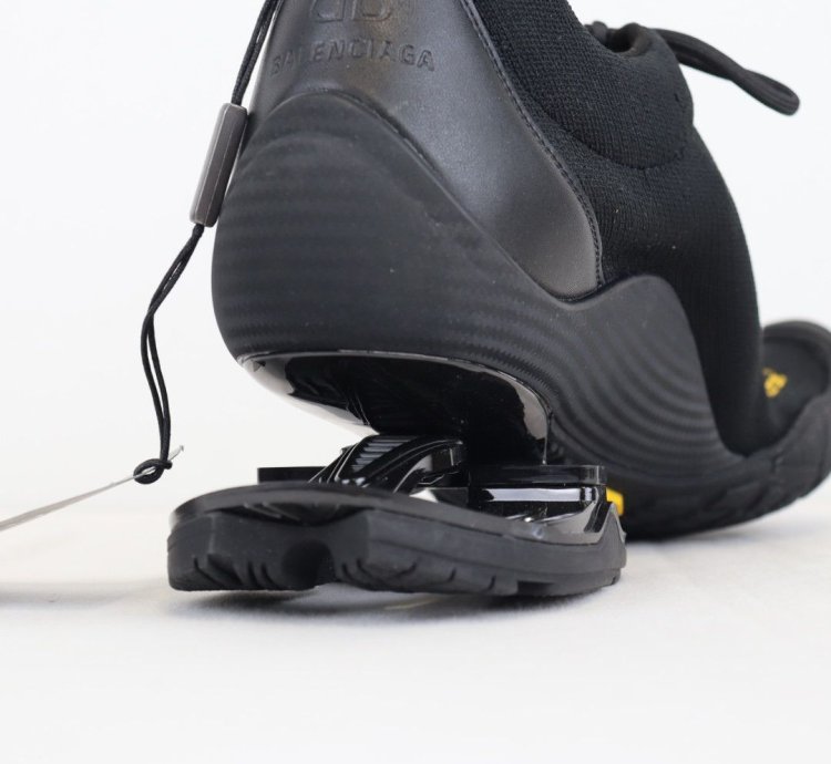 O1rshd1 Toe Low Top Knit Lf Monocolor Sneaker Shoe In Black