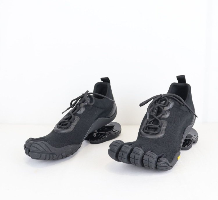 O1rshd1 Toe Low Top Knit Lf Monocolor Sneaker Shoe In Black