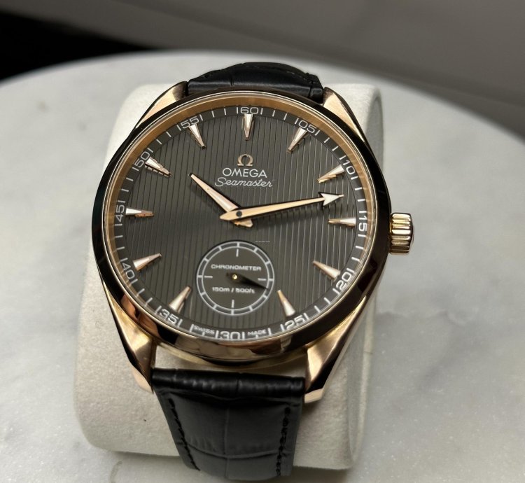 Omega Seamaster Aqua Terra 150m 231 53 49 10 06 001 Manual 18k Rose Gold Weight 141g 49mm Box