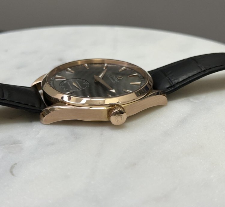 Omega Seamaster Aqua Terra 150m 231 53 49 10 06 001 Manual 18k Rose Gold Weight 141g 49mm Box