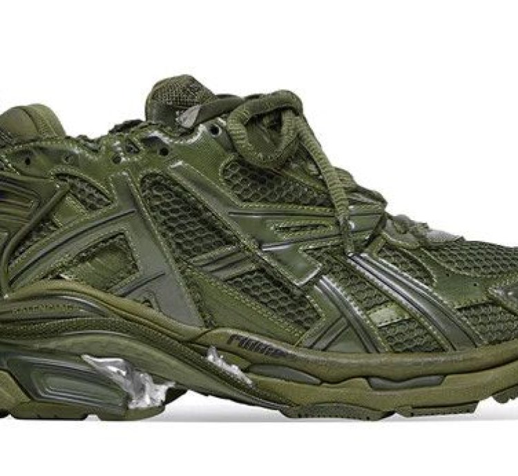O1s1rm0224 Runner Sneaker In Green
