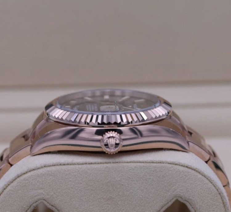 Rolex Sky-dweller 326935 Rhodium Grau 2024 Neu Full Set