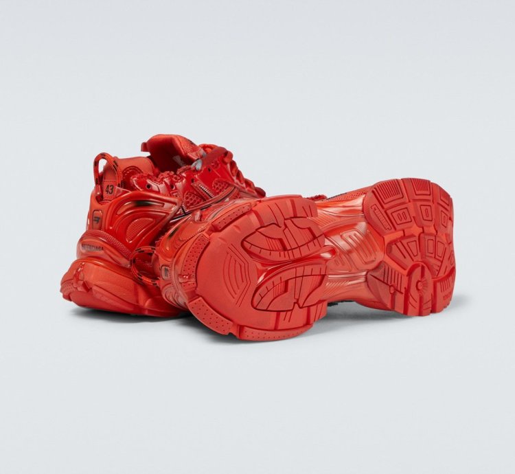 O1w1db11123 Caged Mesh Runner Sneakers In Red
