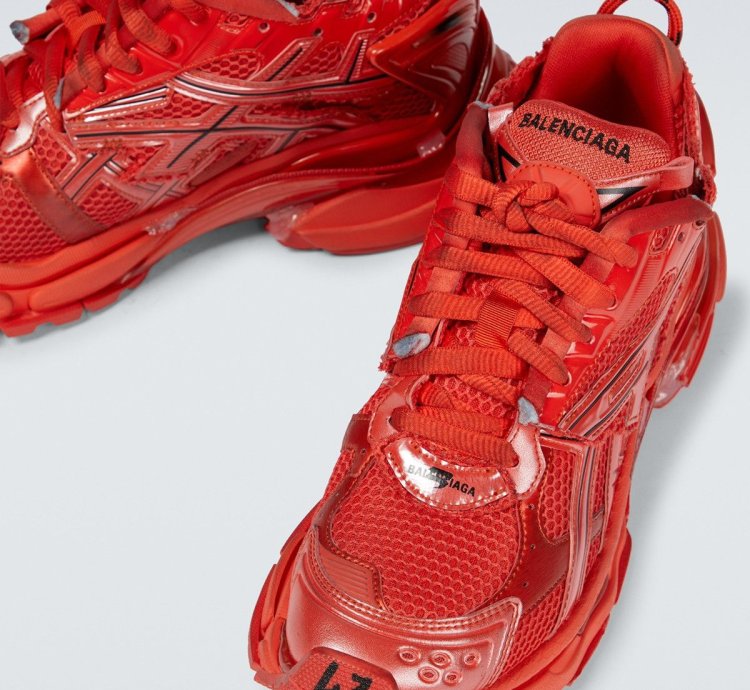 O1w1db11123 Caged Mesh Runner Sneakers In Red