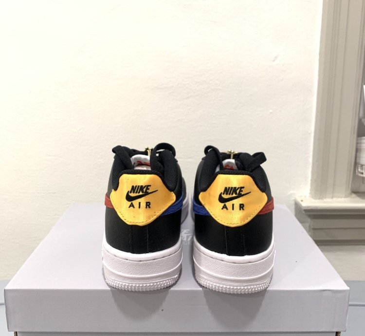 Air Force 1 Lv8 Emb gs
