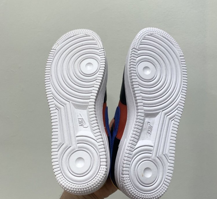 Air Force 1 Lv8 Emb gs