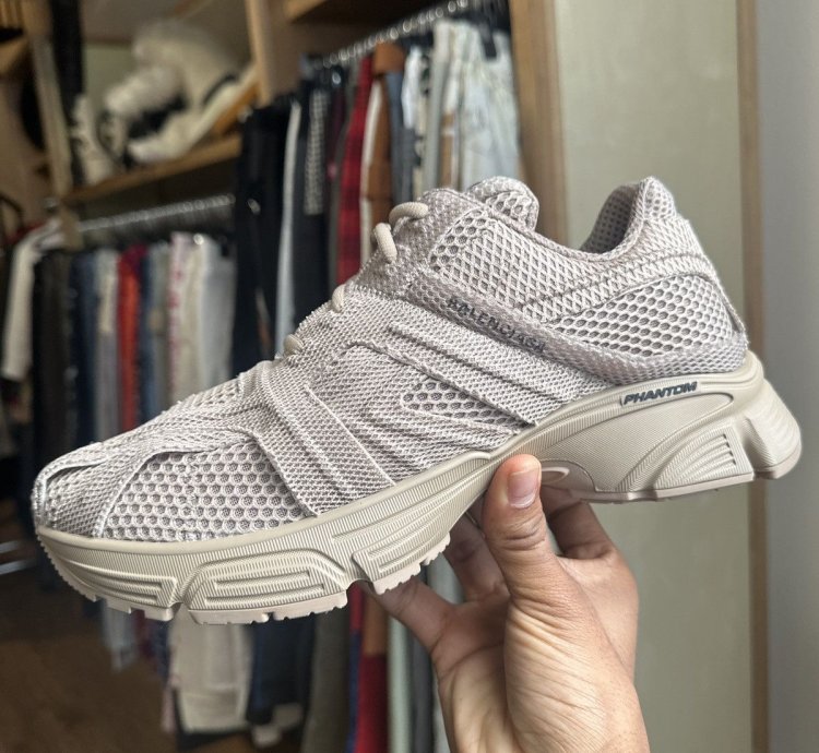 Phantom Runner Trainer Sneaker